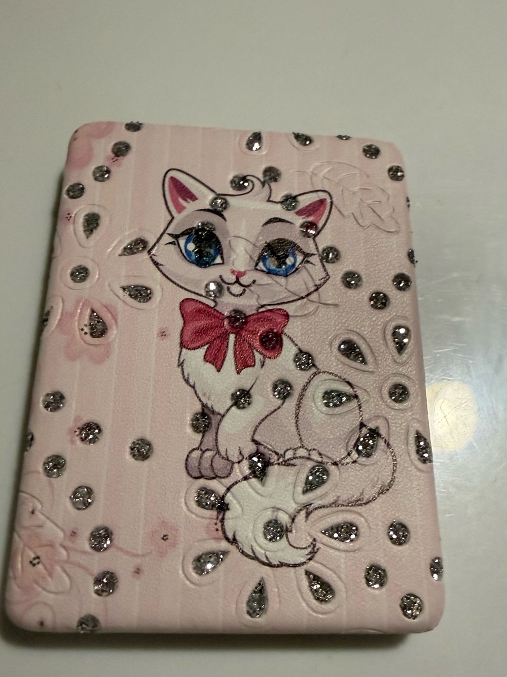Cute Pink Cat mirror with Bow - Unbranded